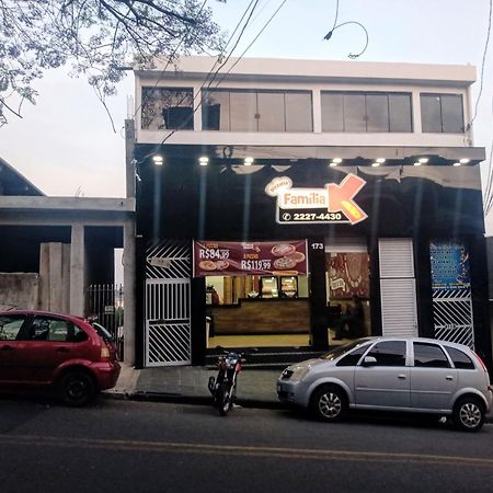 Quarto Familiar, Aeroporto กัวรูยุส ภายนอก รูปภาพ